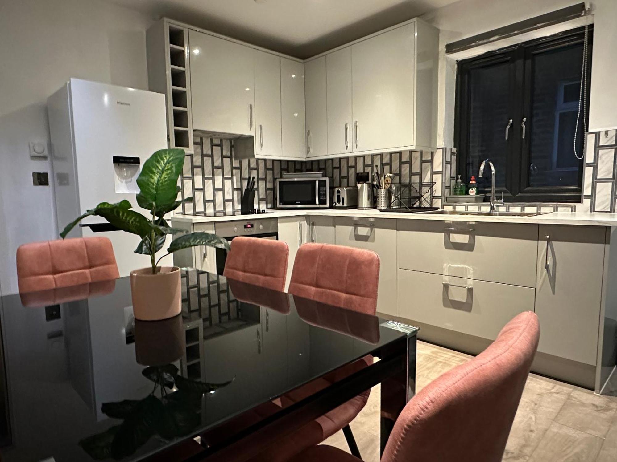 伦敦Luxurious Hidden Gem In Wandsworth公寓 外观 照片